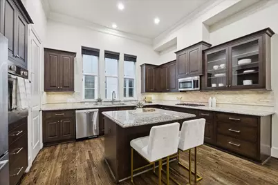 265 E 27th Street, Houston, TX 77008 - Photo 6