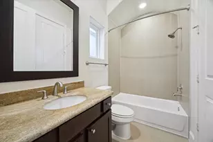 265 E 27th St, Houston, TX 77008 - Photo 20