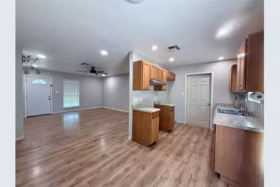 1255 S Gustan Street, Sour Lake, TX 77659 - Photo 8