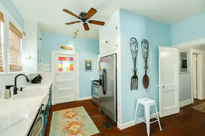 3911 Avenue R 1/2, Galveston, TX 77550 - Photo 12