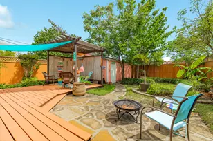 3911 Ave R 1/2, Galveston, TX 77550 - Photo 30