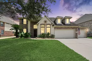 704 White Oak Pointe, League City, TX 77573 - Photo 2