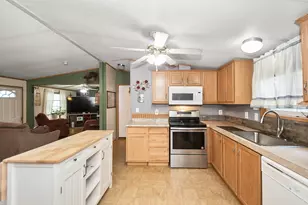 5027 Farmer Rd, Alvin, TX 77511 - Photo 14