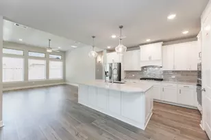 13719 Tranquila Vis Dr, Cypress, TX 77433 - Photo 16