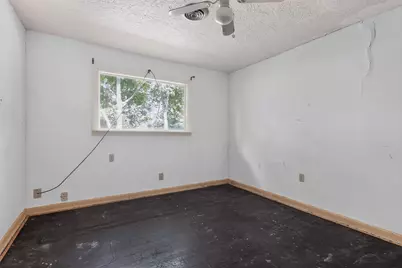 13917 Ambrose Street, Houston, TX 77045 - Photo 16