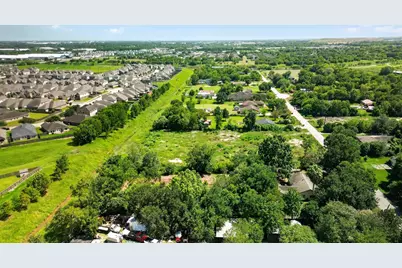 13917 Ambrose Street, Houston, TX 77045 - Photo 44