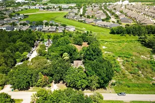 13917 Ambrose St, Houston, TX 77045 - Photo 40
