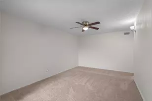 102 Strand St, Galveston, TX 77550 - Photo 14