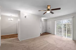 102 Strand St, Galveston, TX 77550 - Photo 12