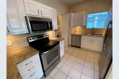 1919 Post Oak Park Drive #2201, Houston, TX 77027 - Photo 6