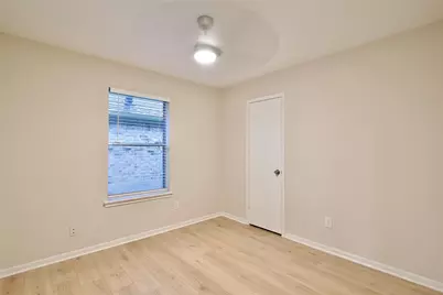 16514 Camino Del Sol Drive, Houston, TX 77083 - Photo 10