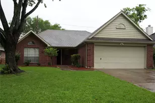 16514 Camino Del Sol Dr, Houston, TX 77083 - Photo 1
