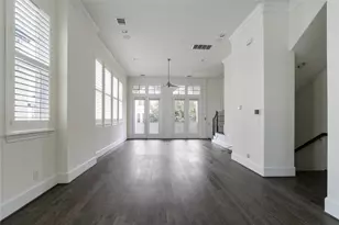2613 Maxroy St, Houston, TX 77007 - Photo 10
