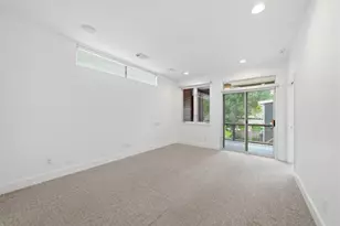 7002 Newcastle St, Bellaire, TX 77401 - Photo 22