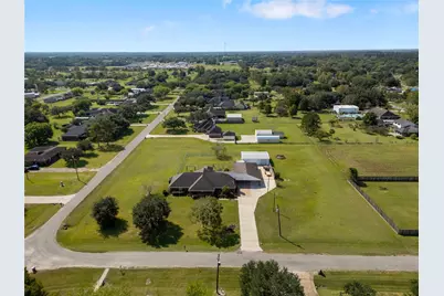 1236 County Road 634, Alvin, TX 77511 - Photo 2
