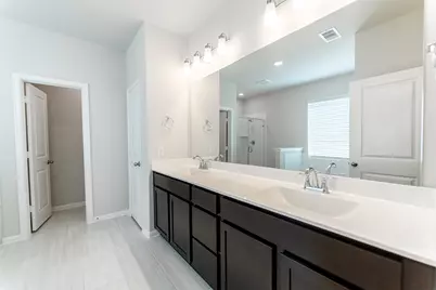 8603 Jade Hill Drive, Iowa Colony, TX 77583 - Photo 12