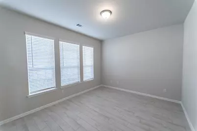 8603 Jade Hill Drive, Iowa Colony, TX 77583 - Photo 2