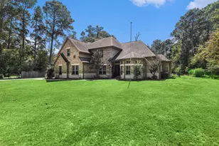 1018 Winchester Bend, Huffman, TX 77336 - Photo 4