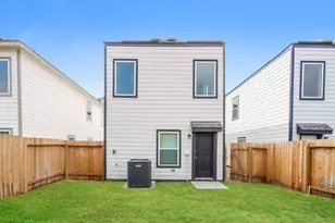 15264 Estrella E, Houston, TX 77073 - Photo 2