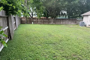 11302 Meadowchase Dr, Houston, TX 77065 - Photo 20