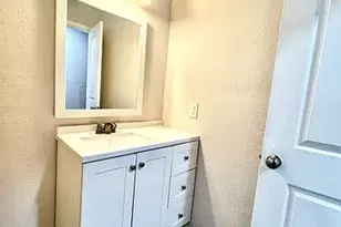 7339 Mountbatten Rd, Houston, TX 77033 - Photo 28