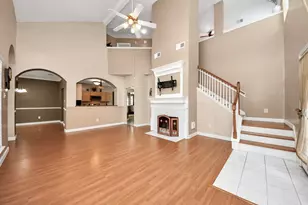 15902 Timber Run Dr, Houston, TX 77082 - Photo 2