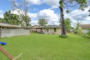 9318 Linda Vista Rd, Houston, TX 77078 - Photo 32