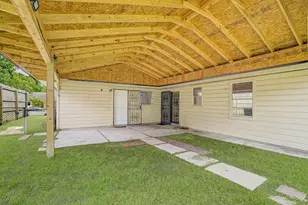 9318 Linda Vista Rd, Houston, TX 77078 - Photo 30