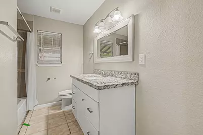 9318 Linda Vista Road, Houston, TX 77078 - Photo 18