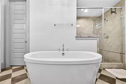 2072 Laurie Darlin Drive, Conroe, TX 77384 - Photo 16