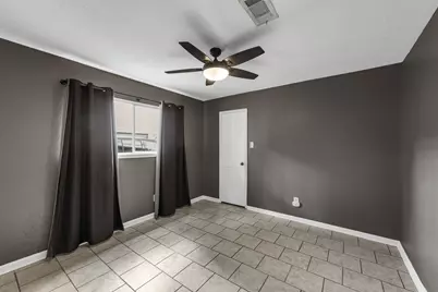 622 S Rivershire Drive, Conroe, TX 77304 - Photo 34