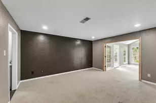 622 S Rivershire Dr, Conroe, TX 77304 - Photo 26