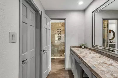 622 S Rivershire Drive, Conroe, TX 77304 - Photo 28