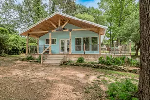 110 N Bailey St, Trinity, TX 75862 - Photo 2
