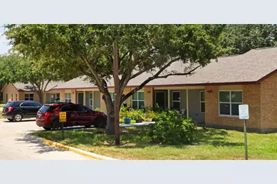 901 N Lamar, Elsa, TX 78543 - Photo 2