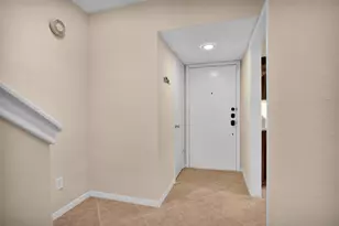 938 Memorial Village Dr, Houston, TX 77024 - Photo 6