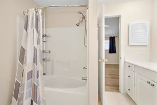 938 Memorial Village Dr, Houston, TX 77024 - Photo 26