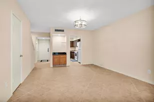 938 Memorial Village Dr, Houston, TX 77024 - Photo 14