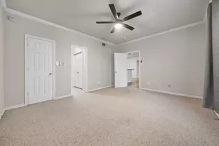 2255 Braeswood Park Dr, Houston, TX 77030 - Photo 10