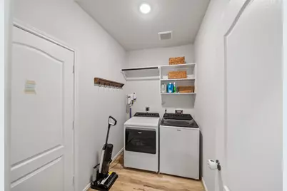 9985 Mountain Lion Lane, Magnolia, TX 77354 - Photo 10