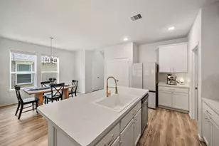 9985 Mountain Lion Ln, Magnolia, TX 77354 - Photo 8