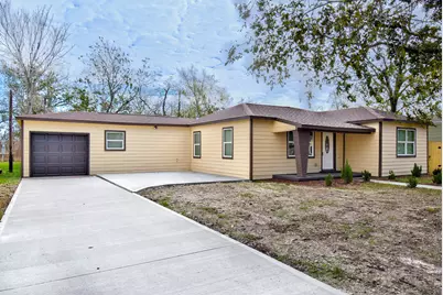 3611 Cedar Street, Damon, TX 77430 - Photo 2