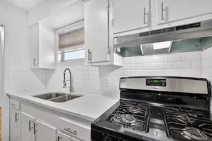 2420 McDuffie St, Houston, TX 77019 - Photo 20