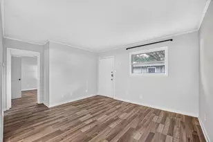 2420 McDuffie St, Houston, TX 77019 - Photo 6