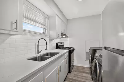 2420 McDuffie Street #9, Houston, TX 77019 - Photo 16