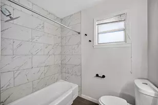 2420 McDuffie St, Houston, TX 77019 - Photo 20
