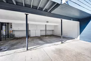 2420 McDuffie St, Houston, TX 77019 - Photo 26