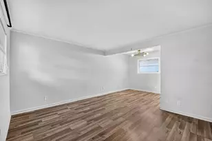 2420 McDuffie St, Houston, TX 77019 - Photo 4