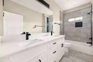 5854 Southville St, Houston, TX 77033 - Photo 22