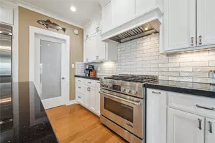 4210 Surf Dr, Galveston, TX 77554 - Photo 16